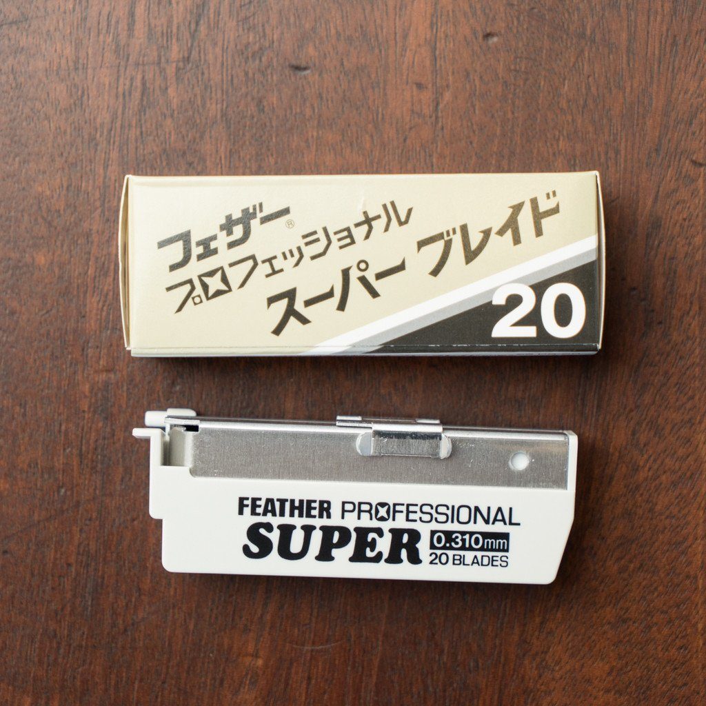 Feather Artist Club Professional Super Blades, Tan Pack of 20 from Feather