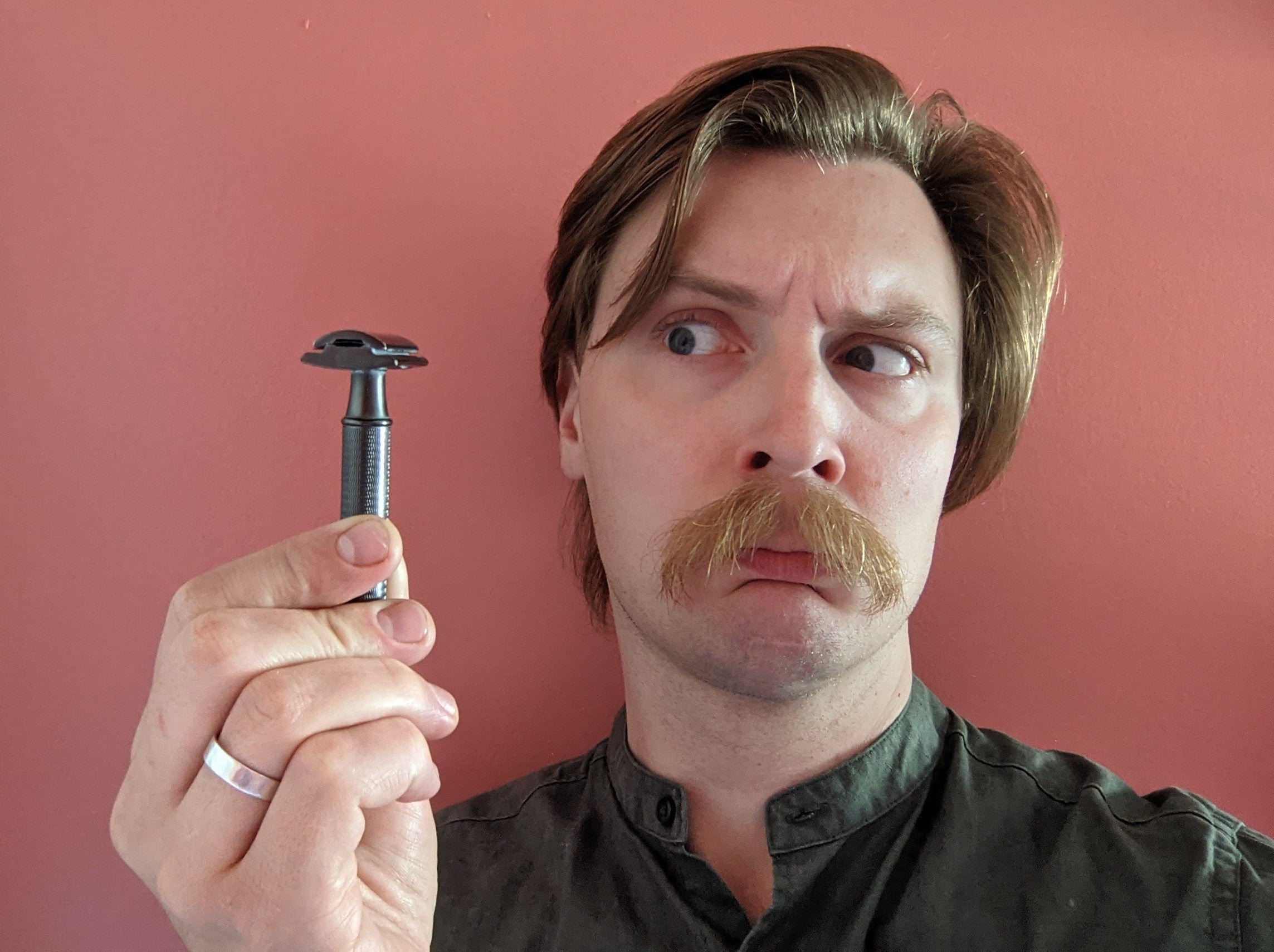 How Do You Keep a Safety Razor Blade Sharp? - Grown Man Shave