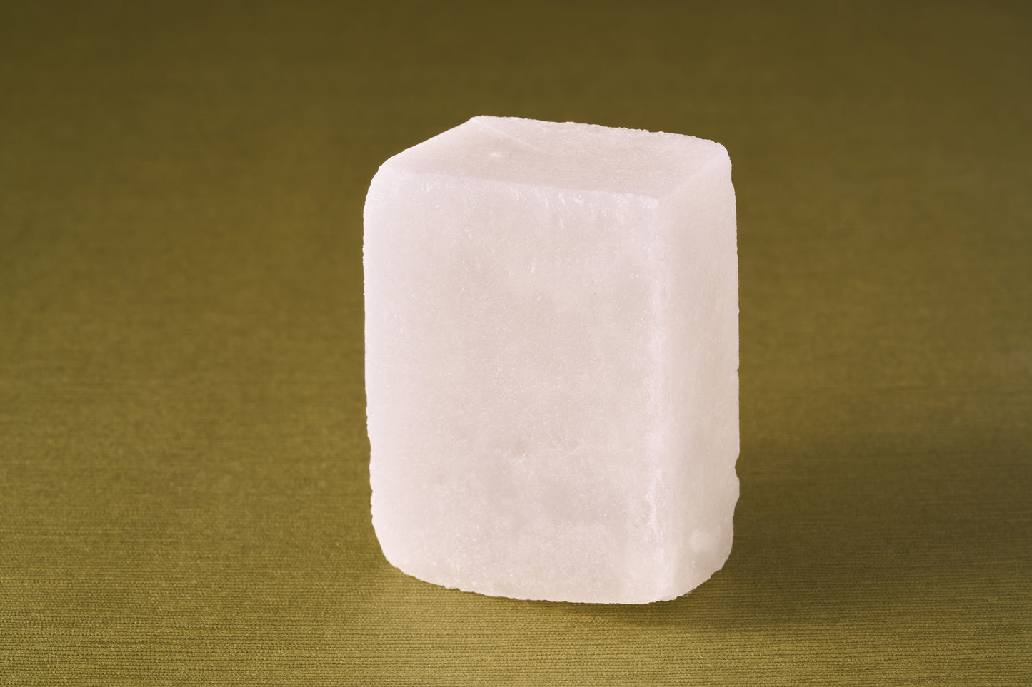 Kent of Inglewood Potassium Alum Block: A versatile 100g cuboid block for stopping bleeding, reducing razor burn, and serving as a natural deodorant.