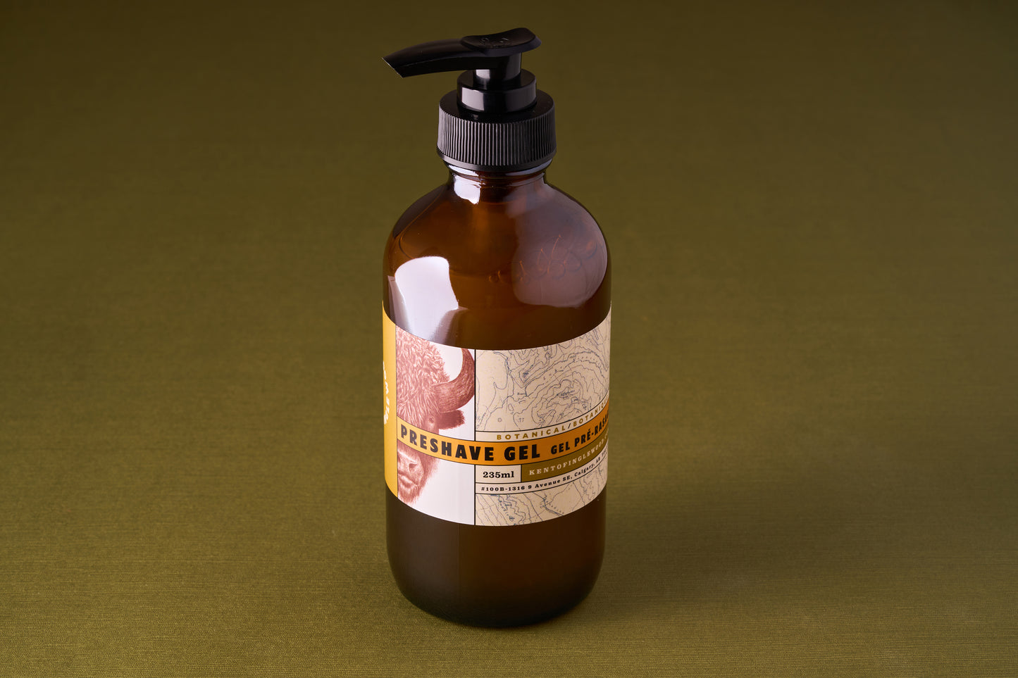 Kent of Inglewood Botanical Preshave Gel 250ml in brown-amber pump bottle, designed to soften beard and enhance shaving comfort.
