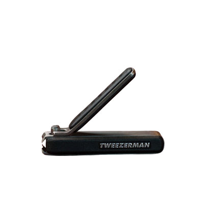 Tweezerman G.E.A.R. Cupcatch Nail Clipper with innovative clipping guard, designed for mess-free, efficient nail trimming, embodying Tweezerman's quality and practicality.