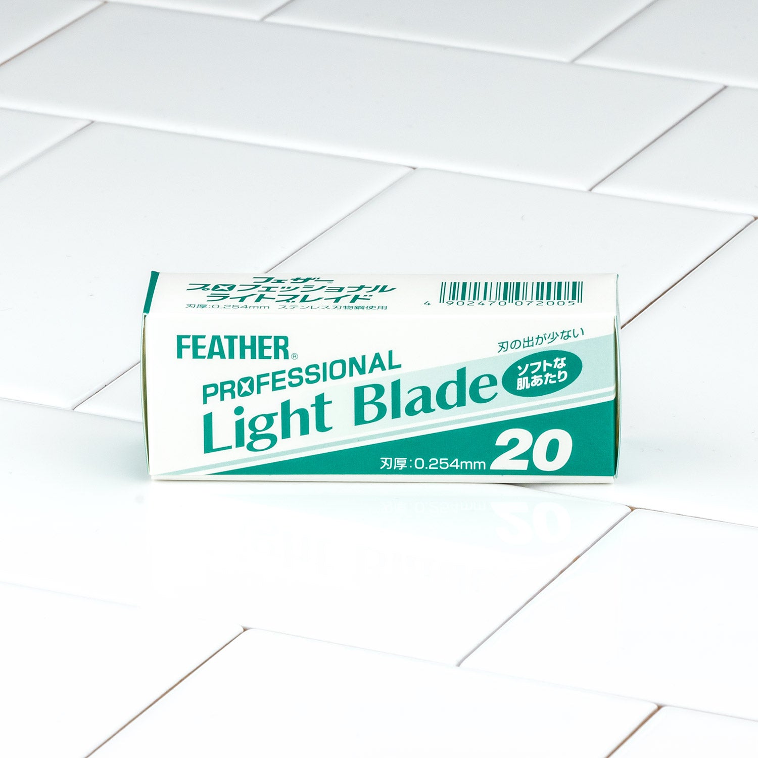 Feather Artist Club Professional Light Blades, Green Pack of 20